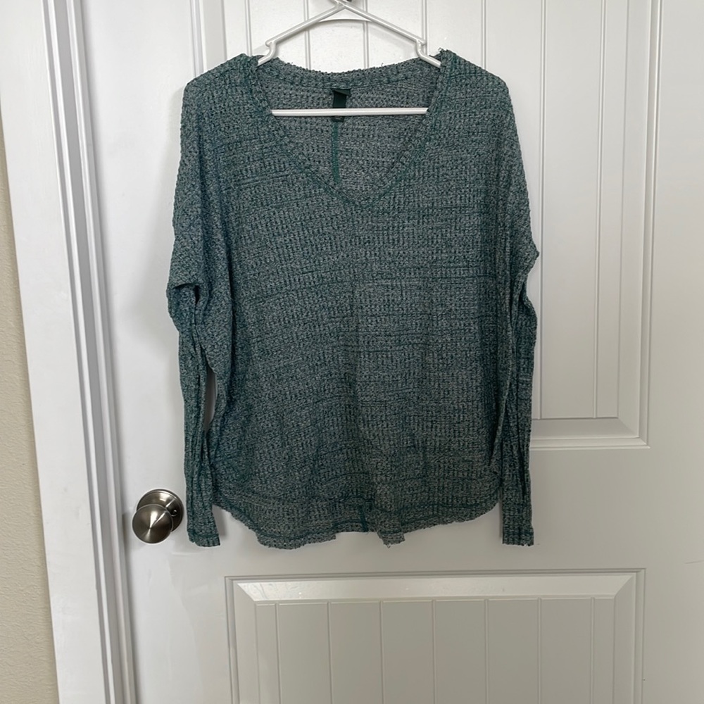 Wild fable. Long sleeve. Great condition. Size XS.